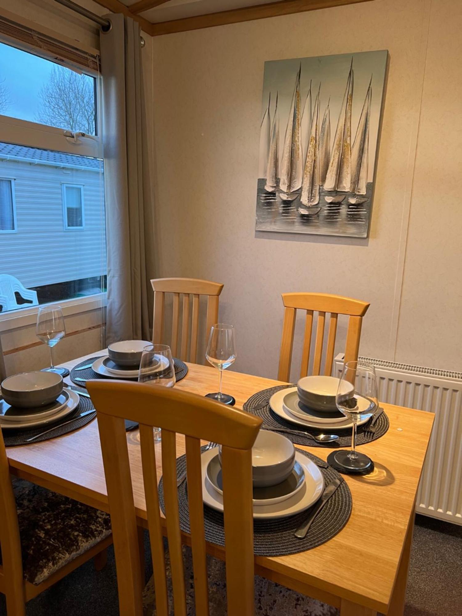 Coastal Caravan Holidays - Goldfinch 22 Уитернси Экстерьер фото